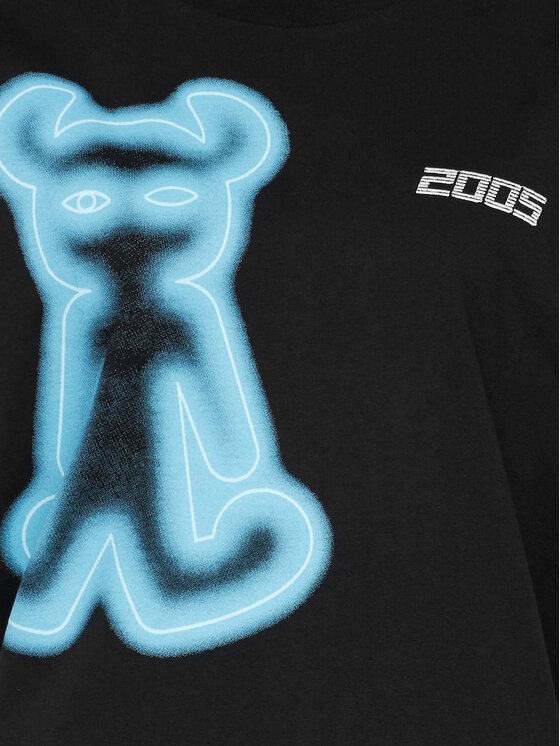 2005 2005 T-Shirt Unisex Airbrushed Horned Lucy Černá Relaxed Fit