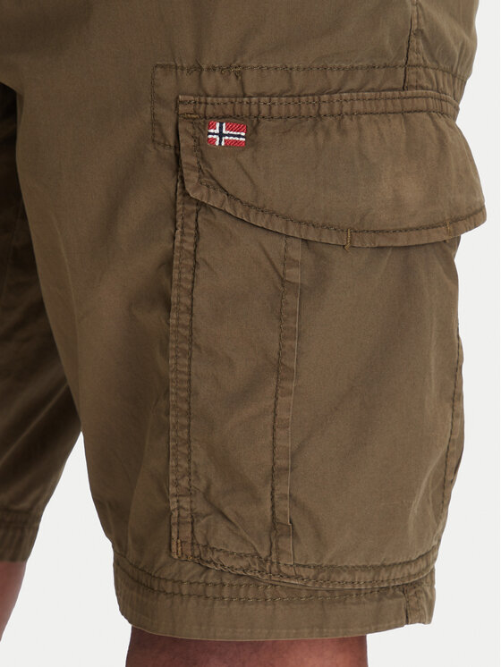 Napapijri Napapijri Stoffshorts Noto 2.0 NP0A4HOQ Grün Regular Fit