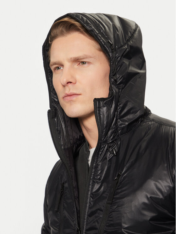 Stone Island Stone Island Kevad-sügis jope 8115Q0425 Must Regular Fit