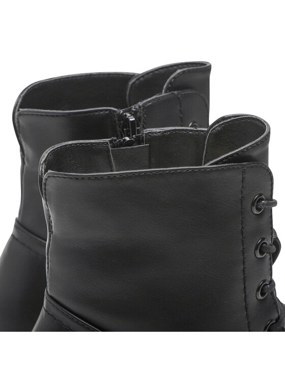 Clara Barson Clara Barson Gležnjarji WS122-04 Črna