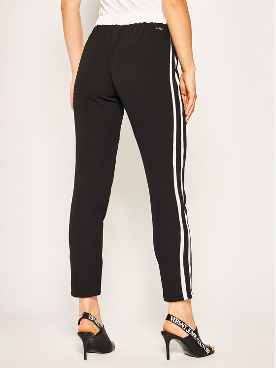 Pantaloni di tessuto TA0205 T8552 Nero Regular Fit...