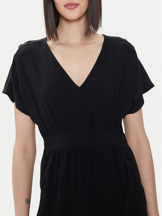 ONLY ONLY Ikdienas kleita 15317834 Melns Tight Fit
