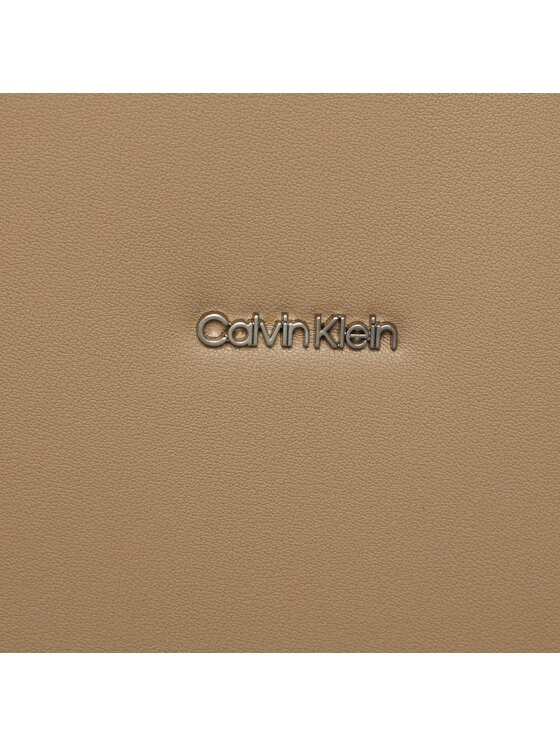 Calvin Klein Calvin Klein Soma Ck Must Shopper Md K60K610736 Bēšs