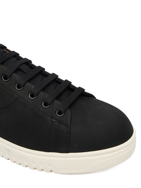 Emporio Armani Emporio Armani Sneakersy EM003663 AF19998 UC001 Čierna