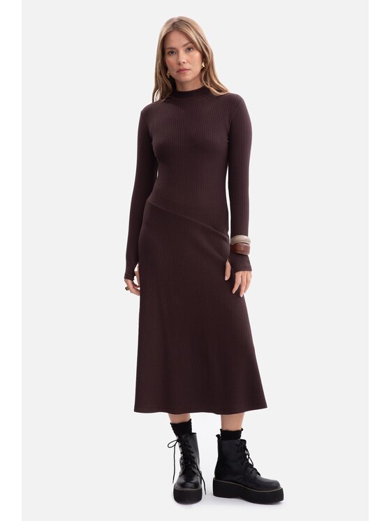 BeWear BeWear Sukienka dzianinowa b299 Brązowy Baggy Fit
