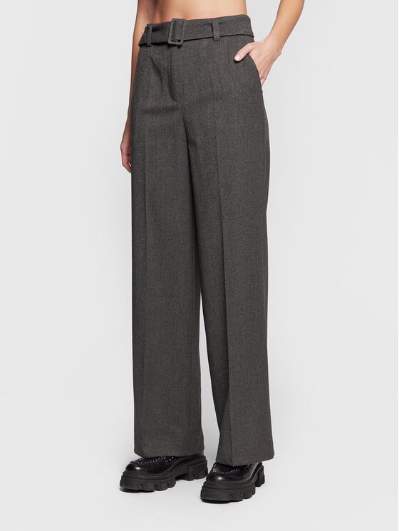 NAF NAF NAF NAF Spodnie materiałowe Evana P1 THNP32 Szary Relaxed Fit