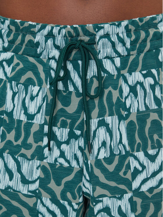 Puma Puma Sportovní kraťasy 5" ESS Graphic 685073 Zelená Regular Fit