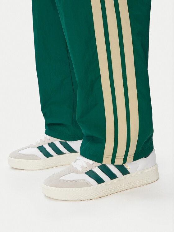adidas adidas Jogginghose Cutline Track KW8022 Grün Regular Fit