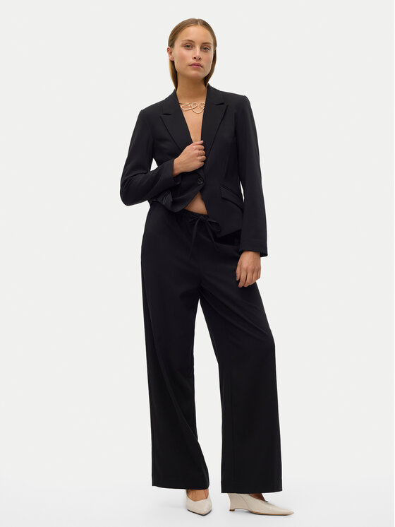 Vero Moda Vero Moda Hlače Babette 10320601 Crna Straight Fit