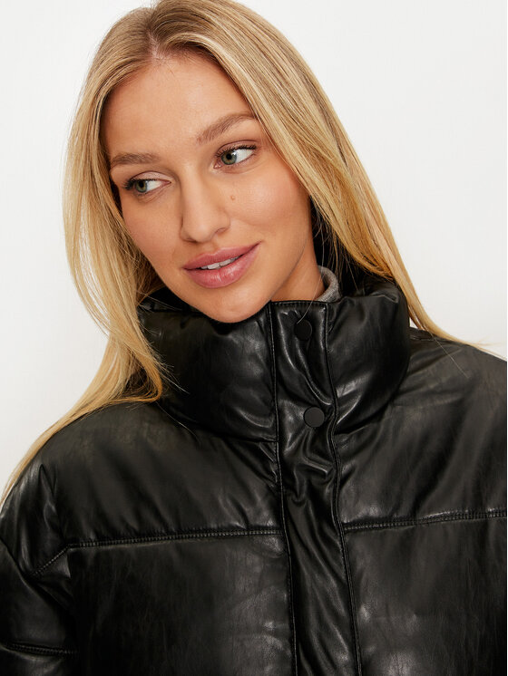 REPLAY REPLAY Зимно яке W7873 .000.85056 Черен Regular Fit