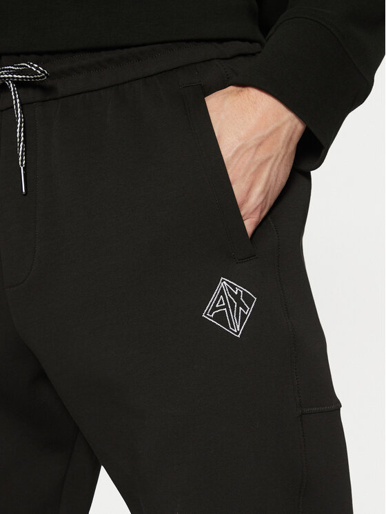 Armani Exchange Armani Exchange Teplákové nohavice XM000230 AF10818 UB001 Čierna Regular Fit