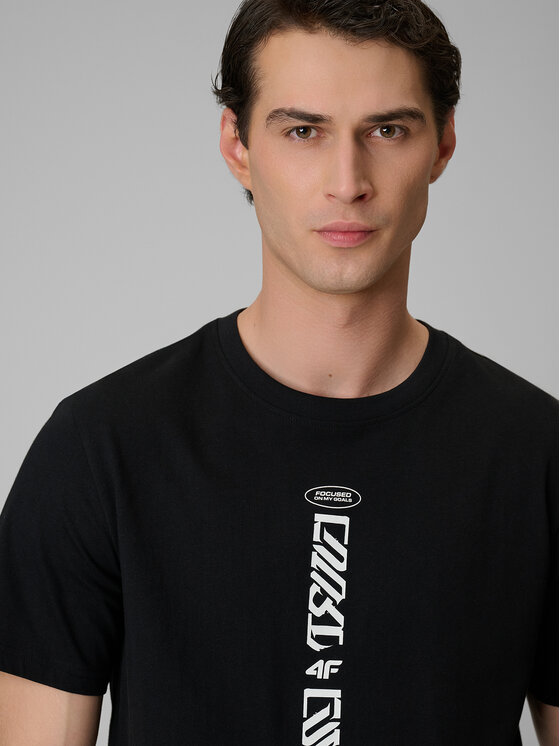 4F 4F T-Shirt FLUID EXPRESSIONS Czarny Regular Fit