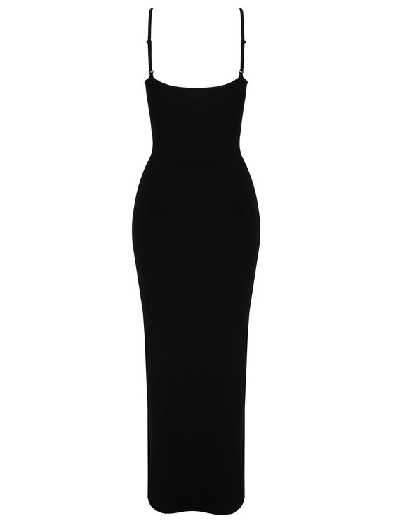 MAI MAI Sukienka dzianinowa MILA Czarny Feminine Fit