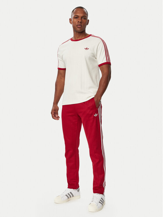 adidas adidas Spodnie dresowe Classic Track Pants KW0120 Czerwony Regular Fit