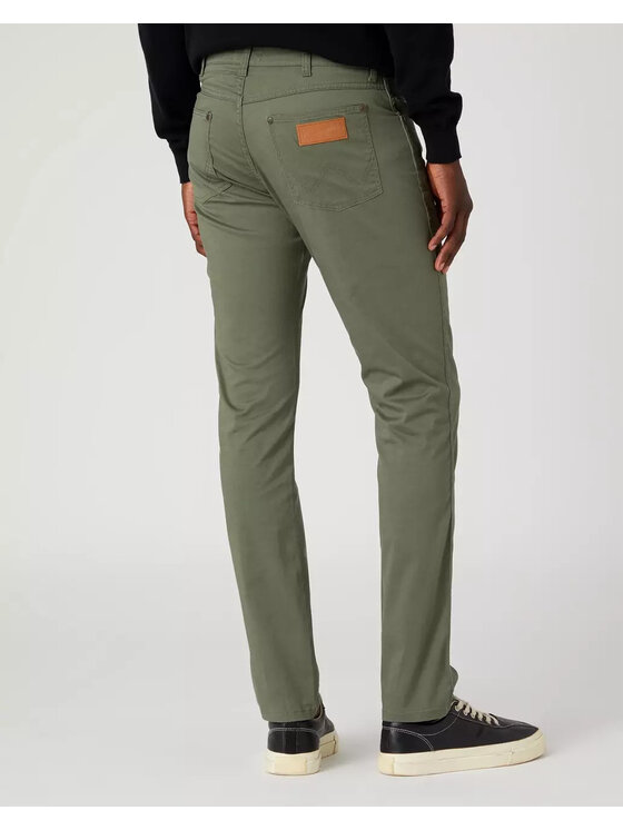 Wrangler Wrangler Spodnie materiałowe LARSTON Zielony Slim Fit