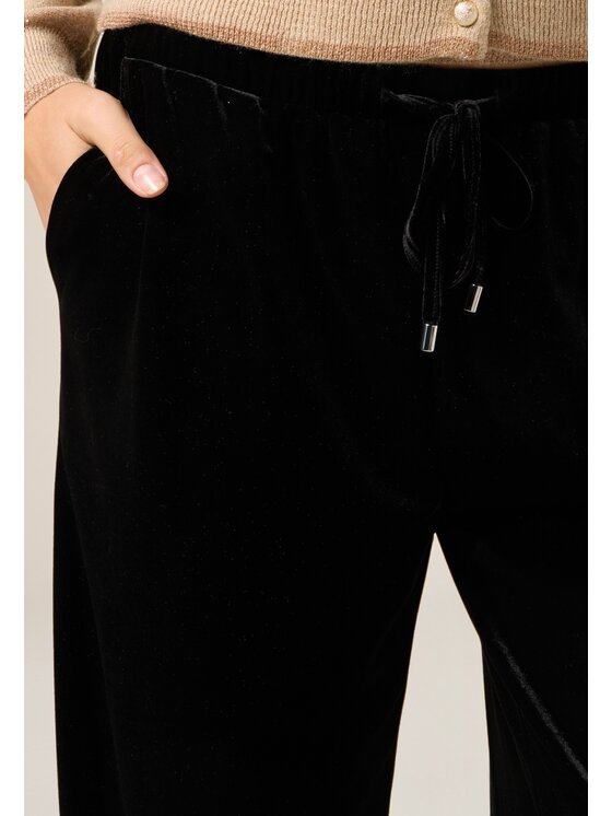 Oltre Oltre Pantaloni di tessuto P022J002485N033 Nero Baggy Fit