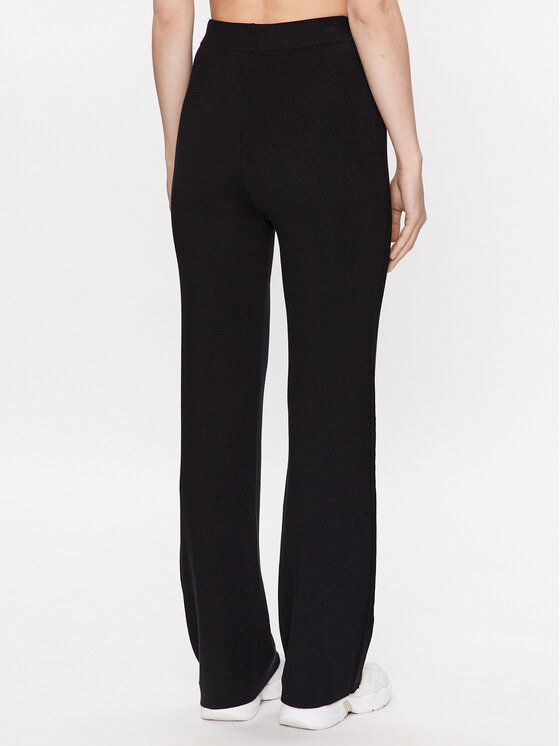 Calvin Klein Jeans Calvin Klein Jeans Teplákové kalhoty J20J222114 Černá Relaxed Fit