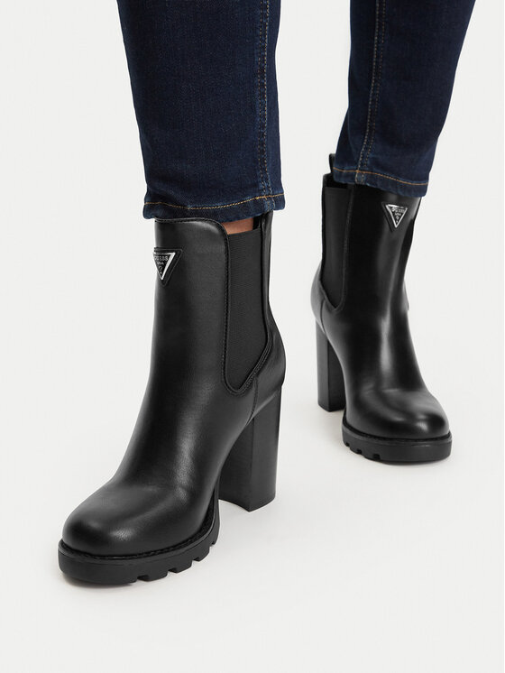 Μποτάκια Guess