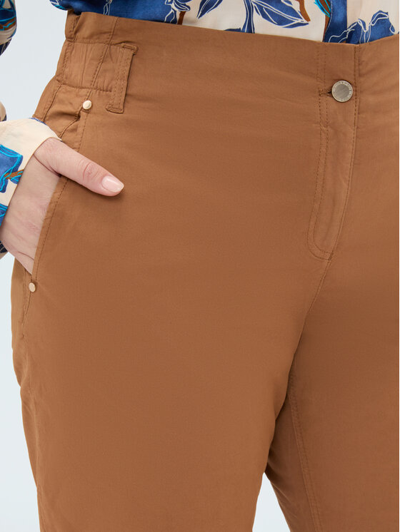 Fiorella Rubino Fiorella Rubino Pantaloni di tessuto P706T205201N022 Marrone Boy Fit