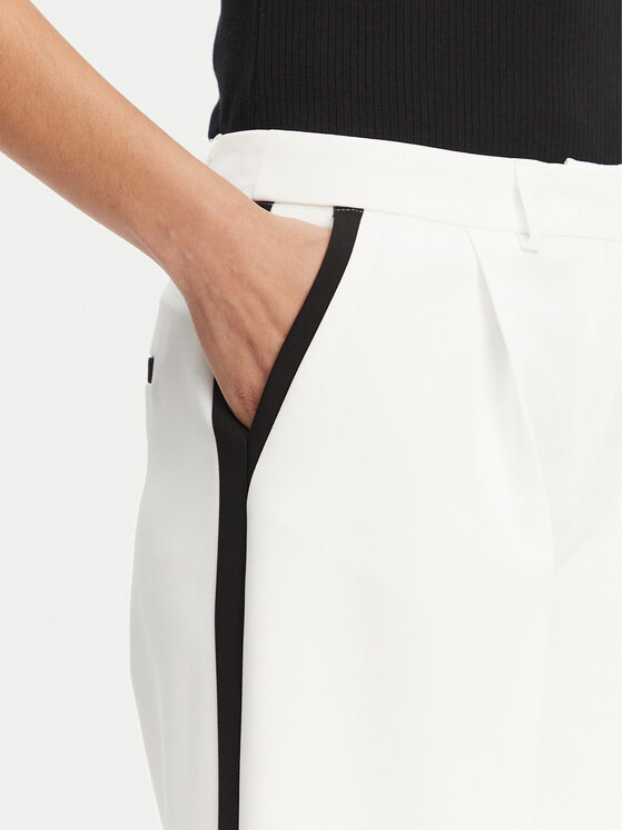 Maryley Maryley Pantaloni din material 25EB566/43BN Alb Regular Fit