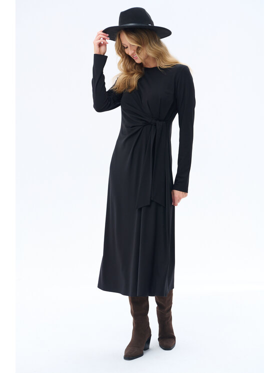 blue shadow blue shadow Sukienka codzienna Tess Czarny Regular Fit