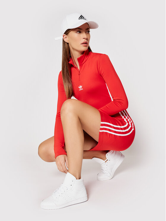 adidas Robe de jour adicolor Classics H35614 Rouge Tight Fit Modivo