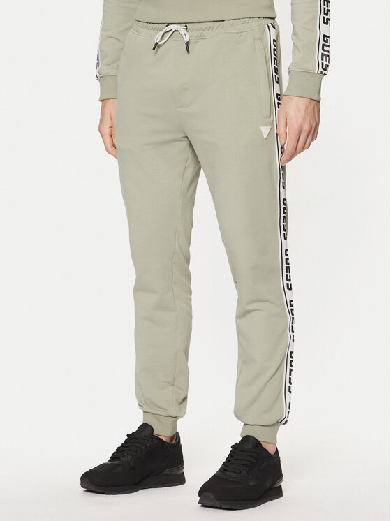 Guess Guess Teplákové nohavice Z2YB19 K6ZS1 Zelená Regular Fit