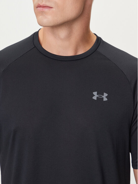 Under Armour Under Armour Tričko 1326413 Čierna Regular Fit