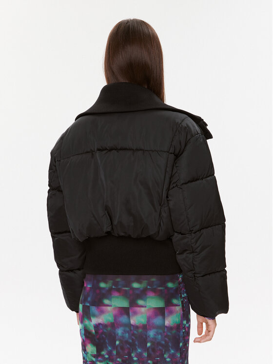 Calvin Klein Jeans Calvin Klein Jeans Žieminė striukė J20J221899 Juoda Relaxed Fit