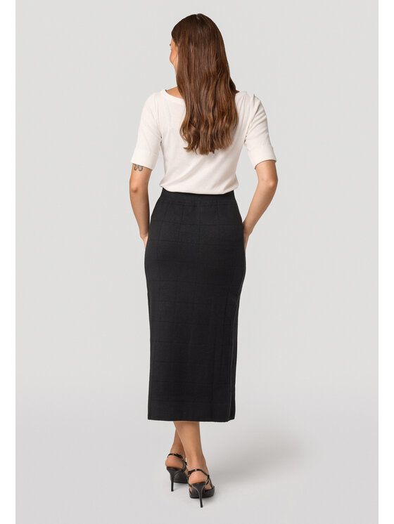 QUIOSQUE QUIOSQUE Sukně Quiosque 7VS005299 Černá Regular Fit