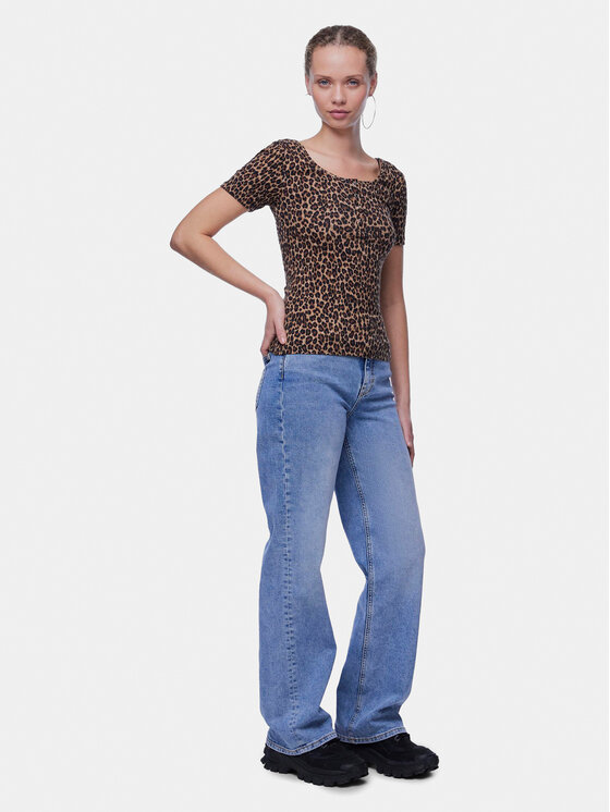Pieces Pieces T-Shirt Kitte 17148392 Brązowy Slim Fit