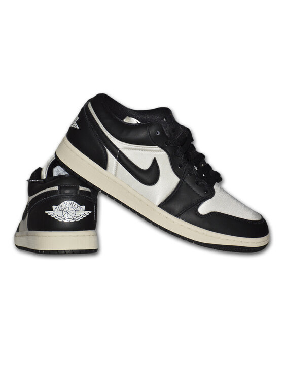 Nike Nike Sneakersy FB9893-101 Czarny