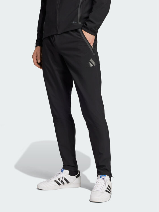 adidas adidas Spodnie dresowe Performance Tiro 25 Competition Czarny Regular Fit