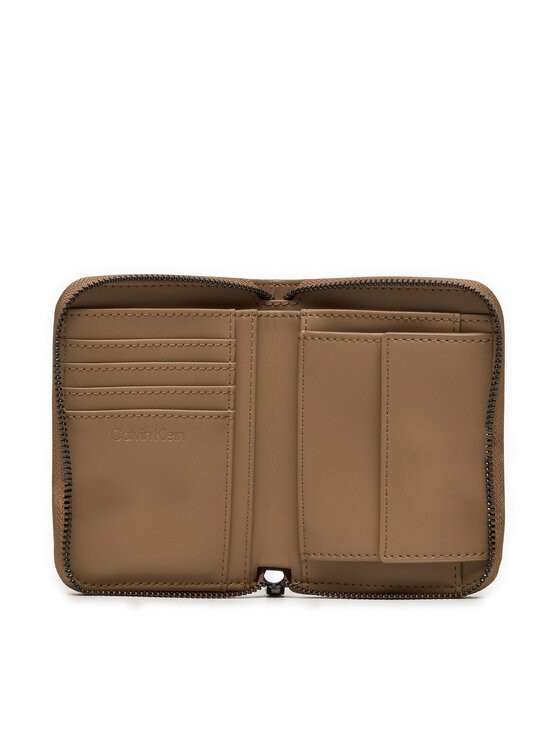 Calvin Klein Calvin Klein Малък дамски портфейл Line Quilt Medium Zip Around K60K612201 Кафяв