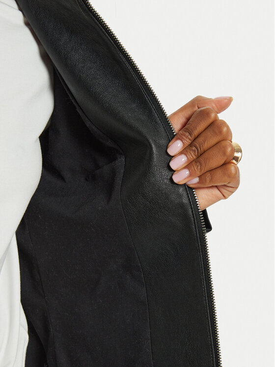 Tatuum Tatuum Jacke aus Kunstleder Bami T2417.016B Schwarz Regular Fit