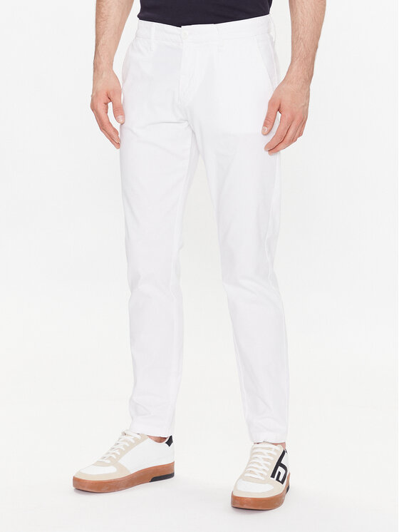 Guess Hlače iz tkanine Myron M3GB26 WFBW3 Bela Slim Fit