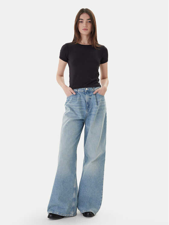 Guess Guess топ 178747 Черен Classic Fit