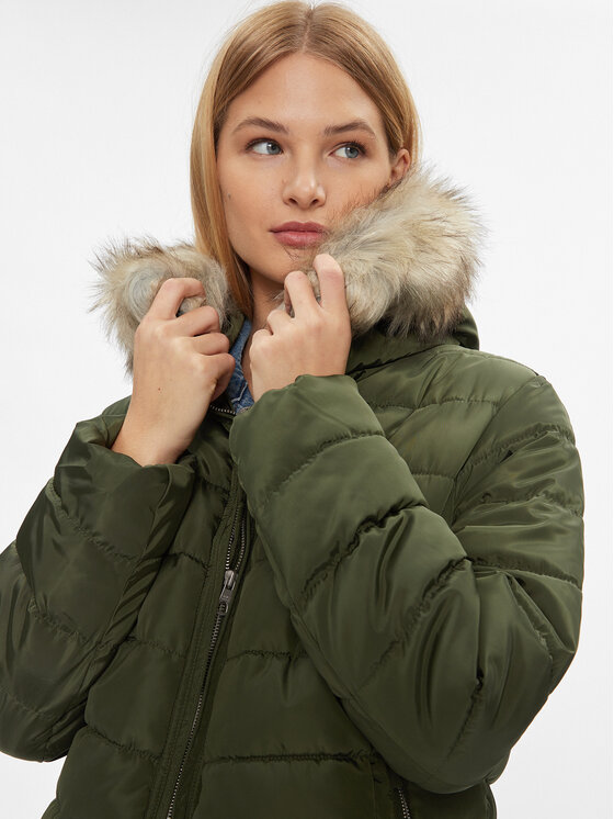 ONLY Carmakoma ONLY Carmakoma Zimska jakna 15305702 Zelena Regular Fit