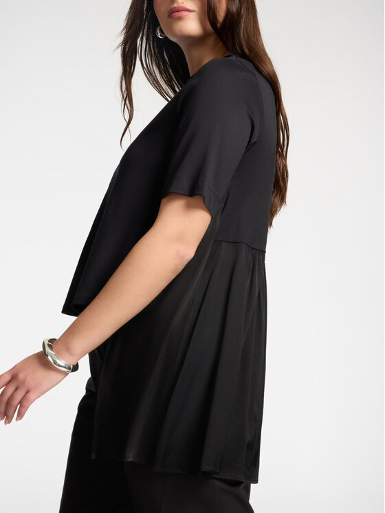 Elena Mirò Elena Mirò T-shirt G077Z000596N033 Nero Regular Fit