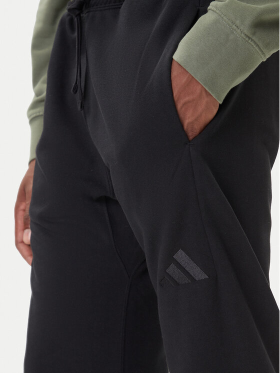 adidas adidas Spodnie dresowe ALL SZN Fleece IX1246 Czarny Tapered Leg