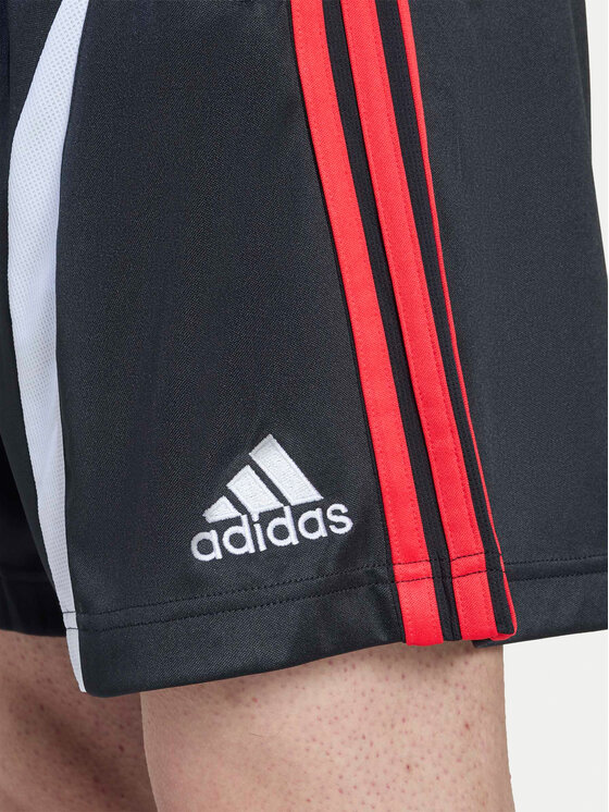 adidas adidas Αθλητικό σορτς adicolor Teamgeist KD5871 Μαύρο Regular Fit