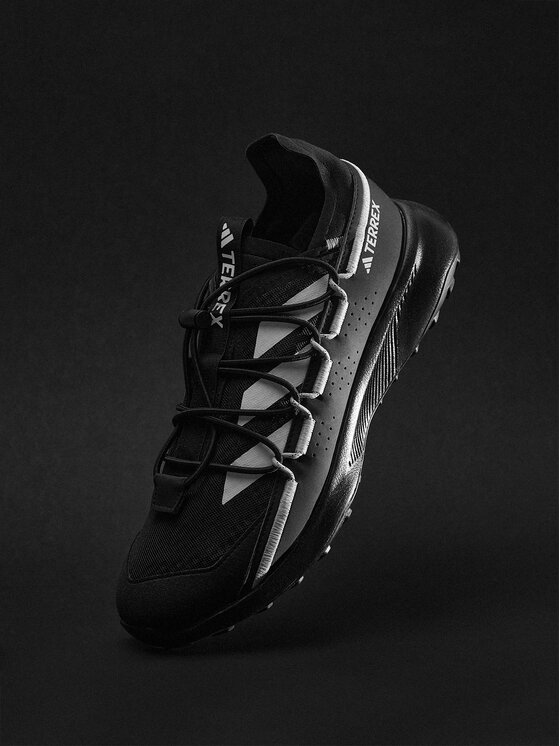 adidas adidas Trekingová obuv Terrex Voyager 21 Travel Shoes HP8612 Černá