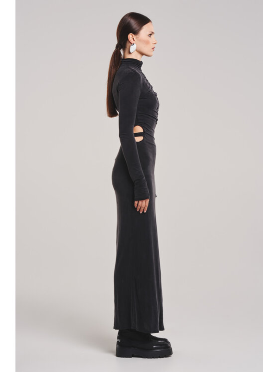 BENU BENU Sukienka wieczorowa Cuprp Czarna Czarny Slim Fit