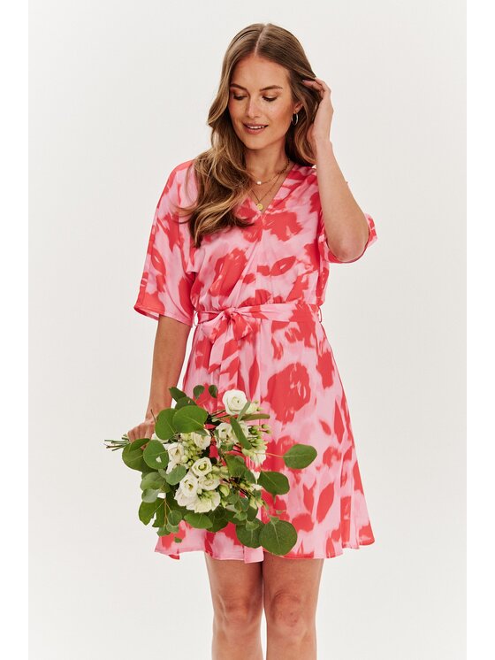 NAOKO NAOKO Sukienka codzienna Dolce Fiore Różowy Regular Fit