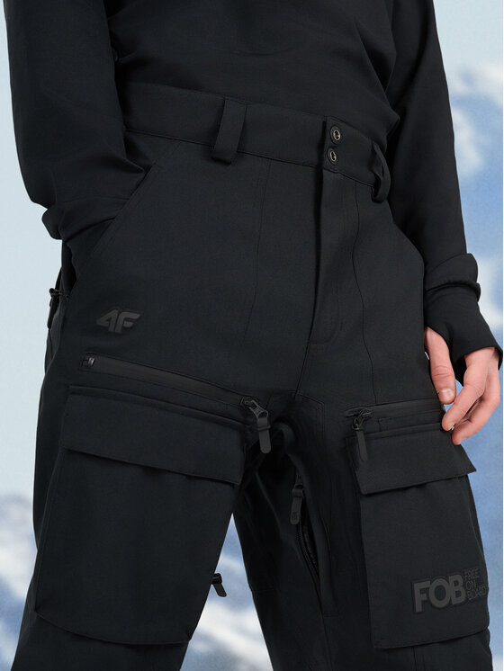 4F 4F Spodnie snowboardowe FOB Czarny Regular Fit