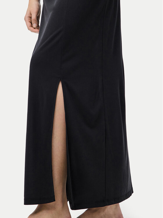 Pieces Pieces Maxi sukňa Anora 17148786 Čierna Regular Fit