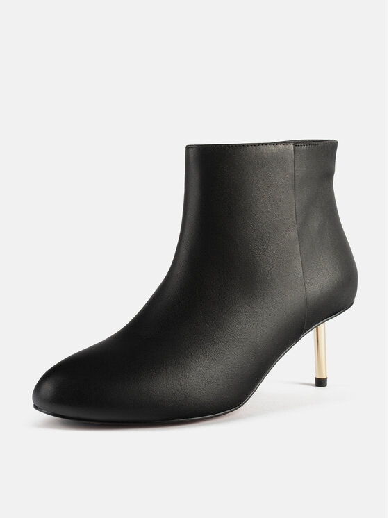 L37 L37 Botki LITTLE THINGS Czarny