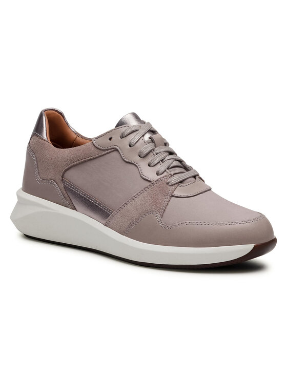un rio run clarks