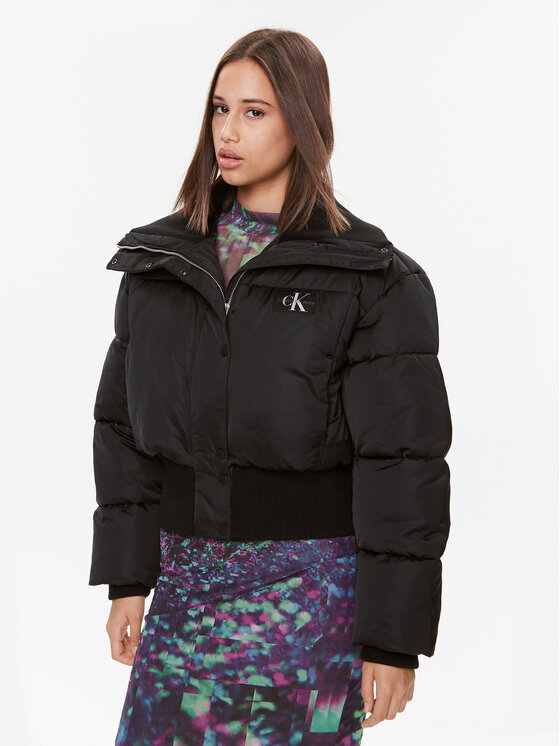 Calvin Klein Jeans Calvin Klein Jeans Žieminė striukė J20J221899 Juoda Relaxed Fit