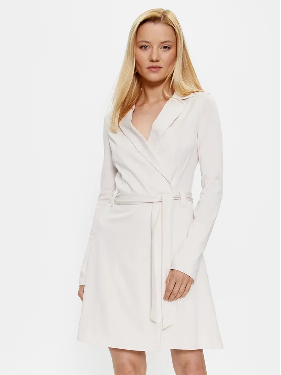 Guess Kleid für den Alltag W3YK69 KB7H0 Beige Slim Fit